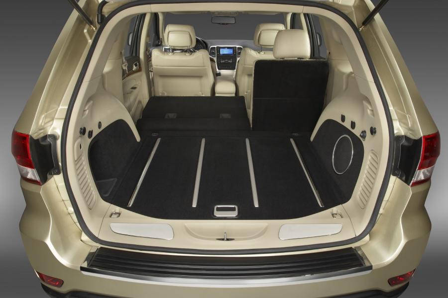  Jeep Grand Cherokee 2011 года  (фото 23 из 91)